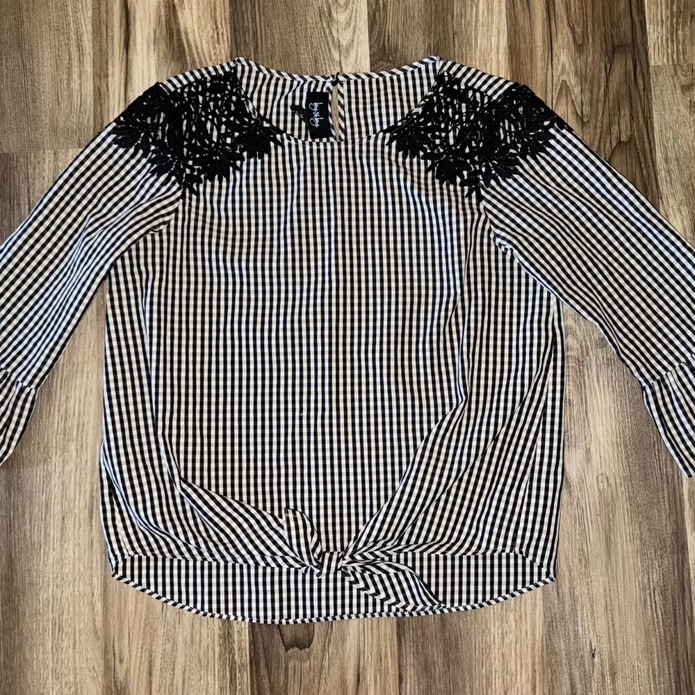 Black and White plaid with lace Tie Front Blouse